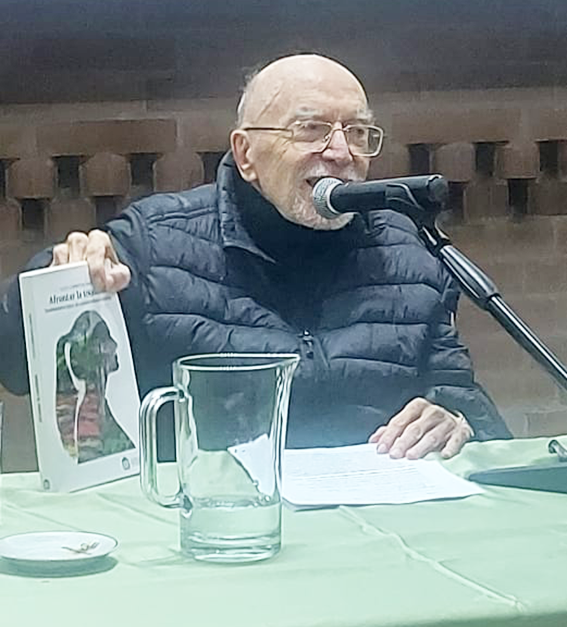 Lanzamiento del libro AFRONTAR LA TOTALIDA